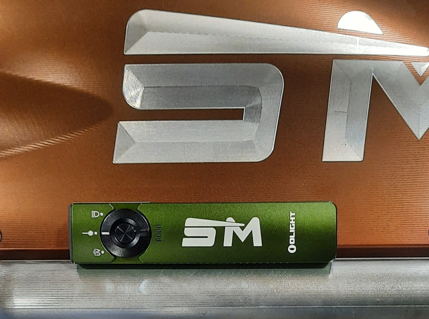 SM 3-in-1 White & UV Light w/Pointer